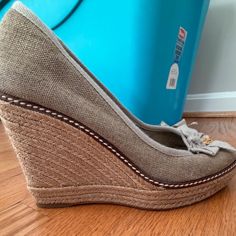 Tory Burch Beige Peep-Toe Wedges with Bow